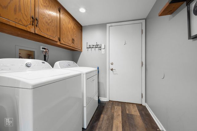 8909 Silverdale Drive 5C, Orland Park, IL 60462
