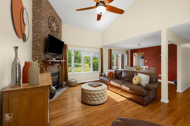 8909 Silverdale Drive 5C, Orland Park, IL 60462