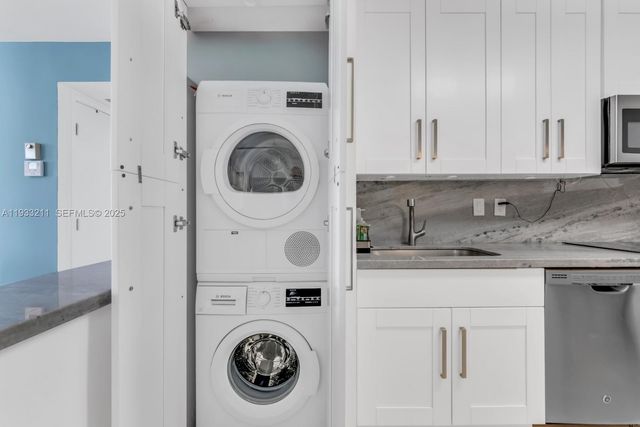 3701 N Country Club Dr 1408, Aventura, FL 33180