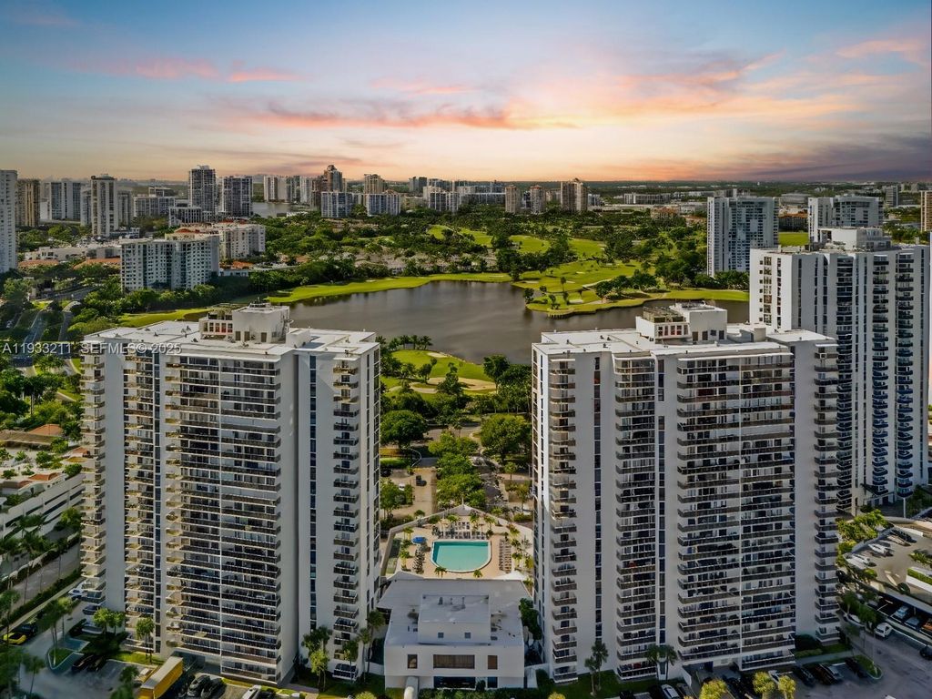 3701 N Country Club Dr 1408, Aventura, FL 33180