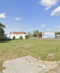 18507 Van Dyke Avenue, Detroit, MI 48234
