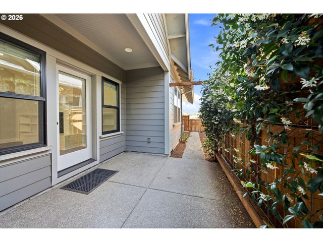 986 BERKELEY Ln, Monmouth, OR 97361