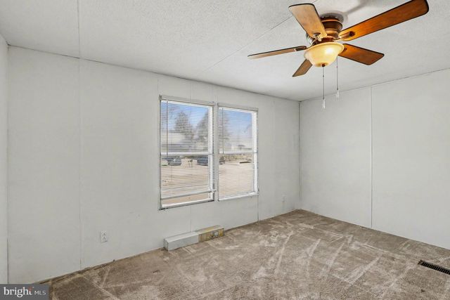 2 INVERNESS DR, North East, MD 21901