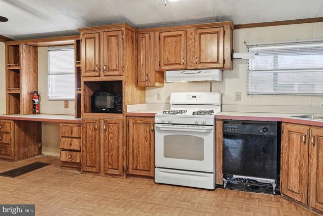 2 INVERNESS DR, North East, MD 21901