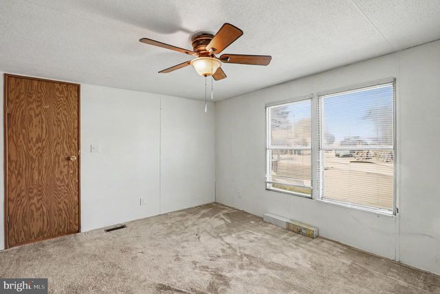 2 INVERNESS DR, North East, MD 21901