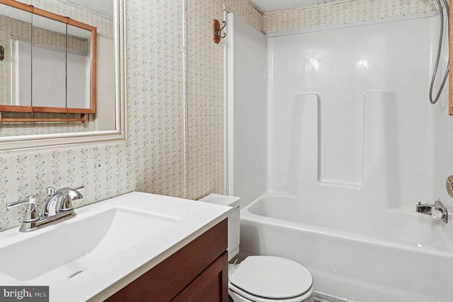2 INVERNESS DR, North East, MD 21901