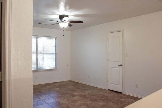 16130 Coleburn Drive, Houston, TX 77095