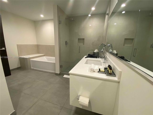777 N Ocean Drive S514, Hollywood, FL 33019