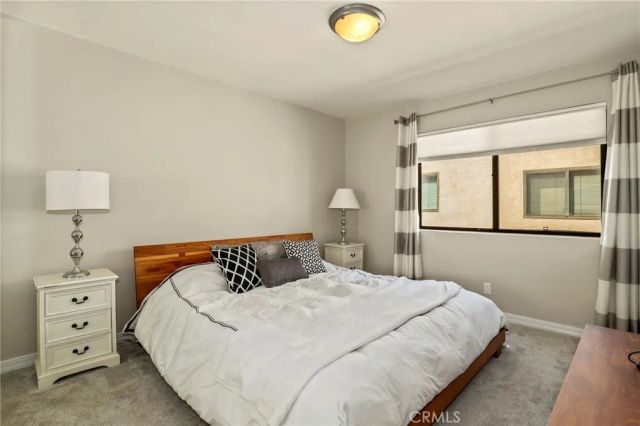 209 S Oakland Avenue D, Pasadena, CA 91101