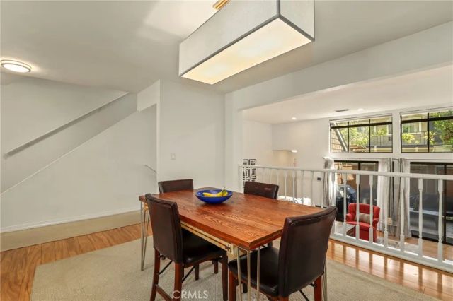 209 S Oakland Avenue D, Pasadena, CA 91101