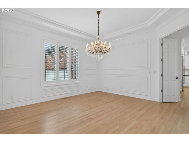 9149 Nw MCKENNA Dr, Portland, OR 97229