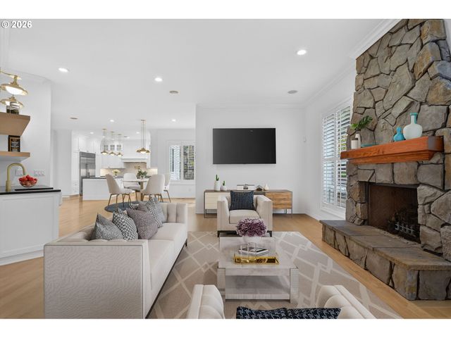 9149 Nw MCKENNA Dr, Portland, OR 97229