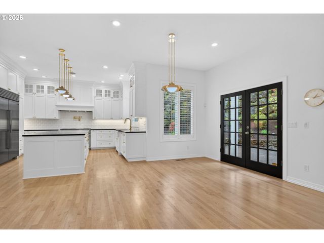 9149 Nw MCKENNA Dr, Portland, OR 97229