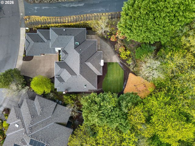 9149 Nw MCKENNA Dr, Portland, OR 97229