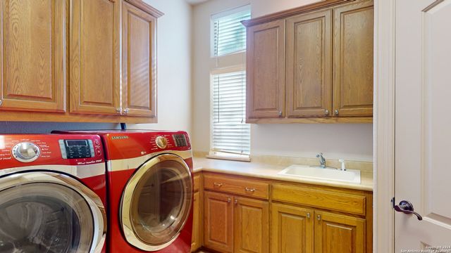 2011 MY ANNS HL, San Antonio, TX 78258