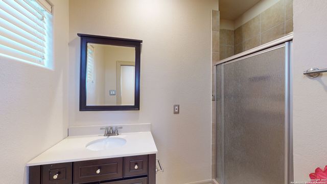 2011 MY ANNS HL, San Antonio, TX 78258