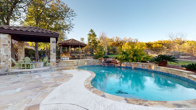 2011 MY ANNS HL, San Antonio, TX 78258