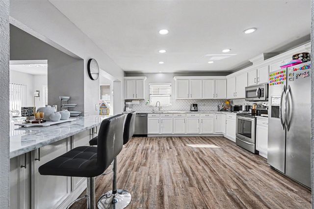 1710 TALLOWTREE CIRCLE, Valrico, FL 33594