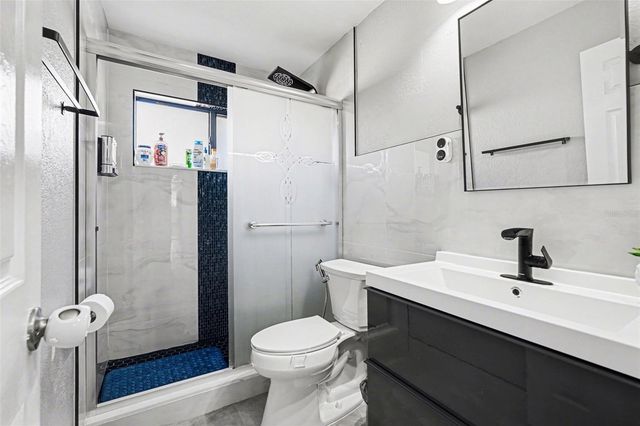 1710 TALLOWTREE CIRCLE, Valrico, FL 33594