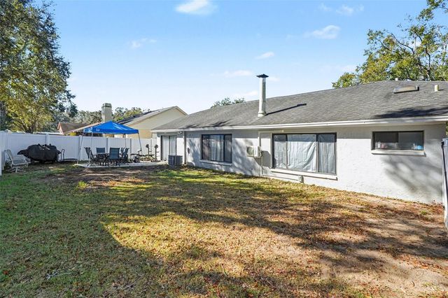 1710 TALLOWTREE CIRCLE, Valrico, FL 33594