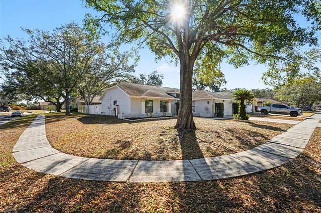 1710 TALLOWTREE CIRCLE, Valrico, FL 33594