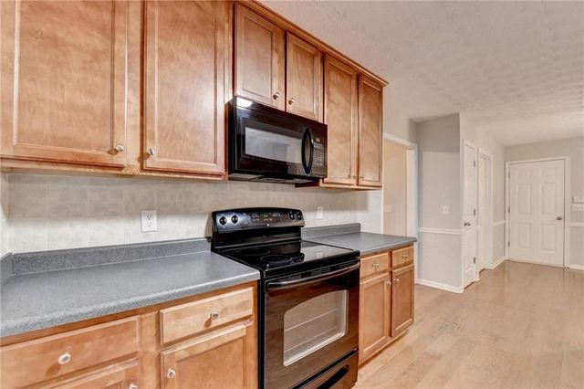 310 Andrew Ridge Drive, Jefferson, GA 30549