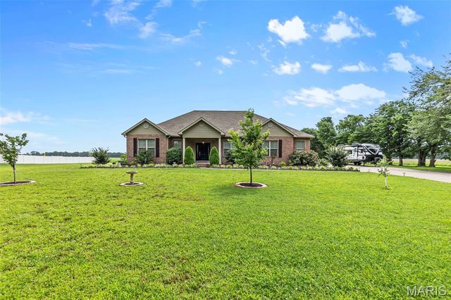 243 N Ridge Road, Sikeston, MO 63801