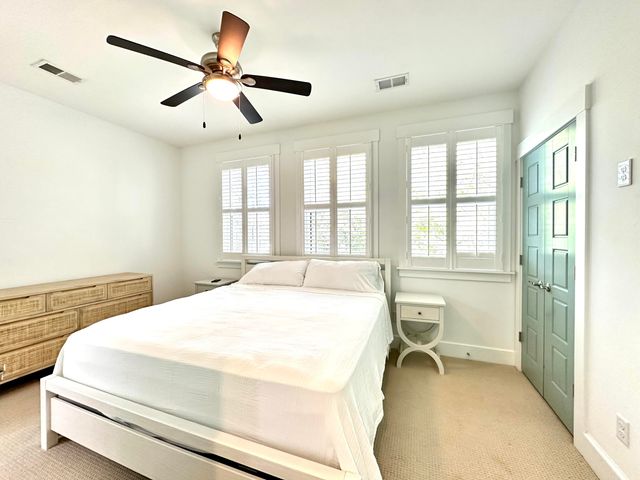 962 Key Colony Court, Mount Pleasant, SC 29464