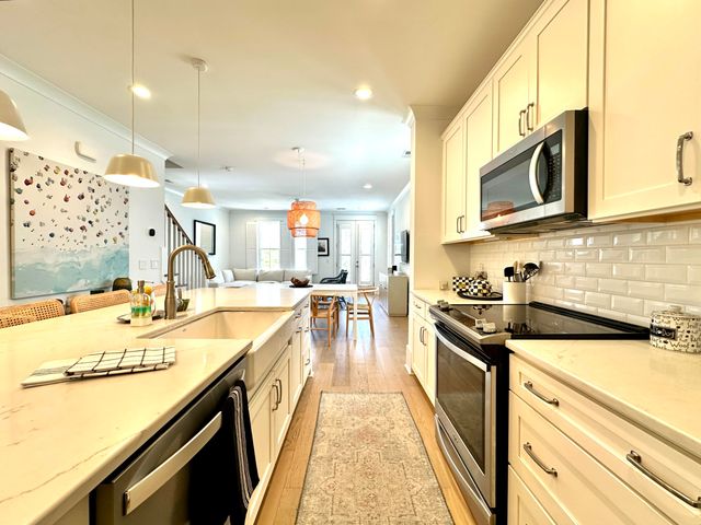 962 Key Colony Court, Mount Pleasant, SC 29464