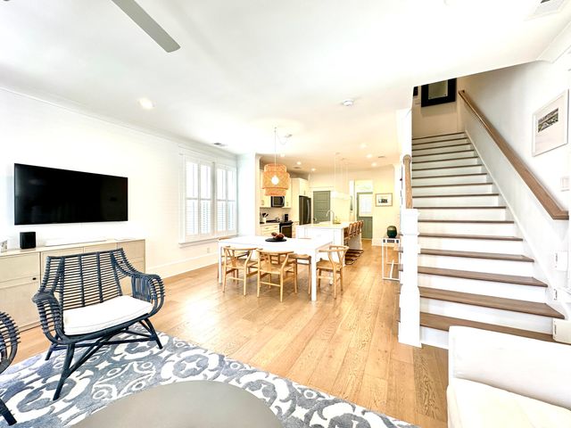 962 Key Colony Court, Mount Pleasant, SC 29464