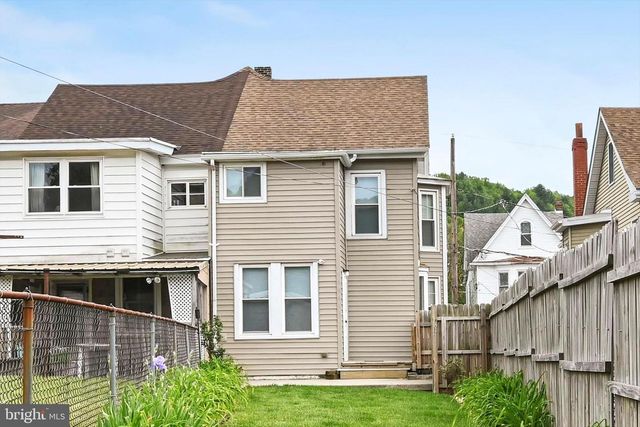 319 W RIDGE ST, Lansford, PA 18232