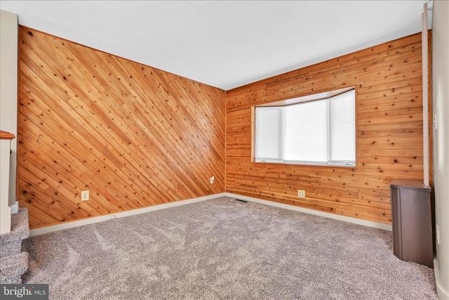 319 W RIDGE ST, Lansford, PA 18232