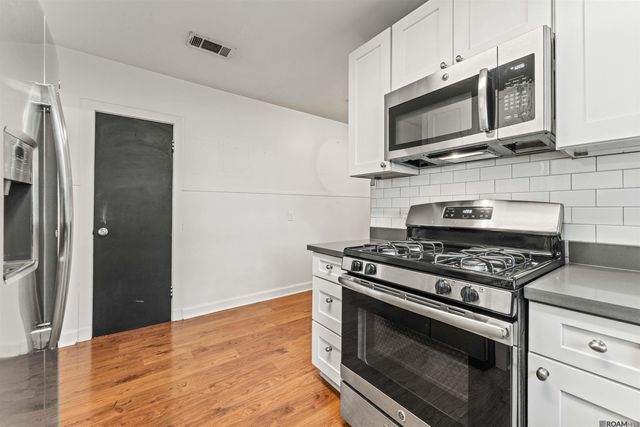 529 Centenary Dr, Baton Rouge, LA 70808