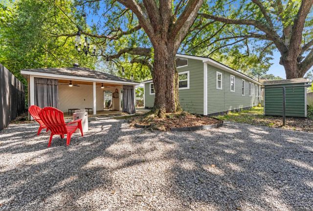 529 Centenary Dr, Baton Rouge, LA 70808