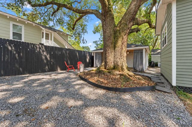 529 Centenary Dr, Baton Rouge, LA 70808