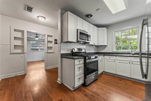 529 Centenary Dr, Baton Rouge, LA 70808