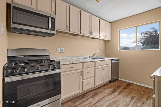 10080 NEWCASTLE Drive, El Paso, TX 79924