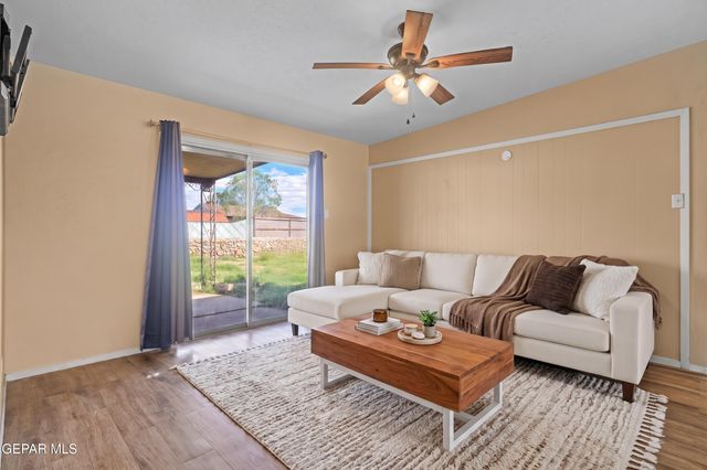 10080 NEWCASTLE Drive, El Paso, TX 79924
