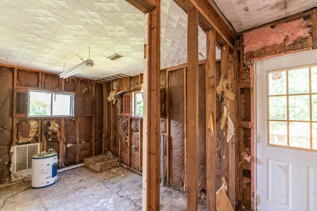 127 Summitt Street, Rossville, GA 30741