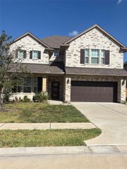10739 Cliffs View Drive, Rosharon, TX 77583