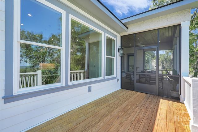 97 Cubbage Island Drive, Richmond Hill, GA 31324