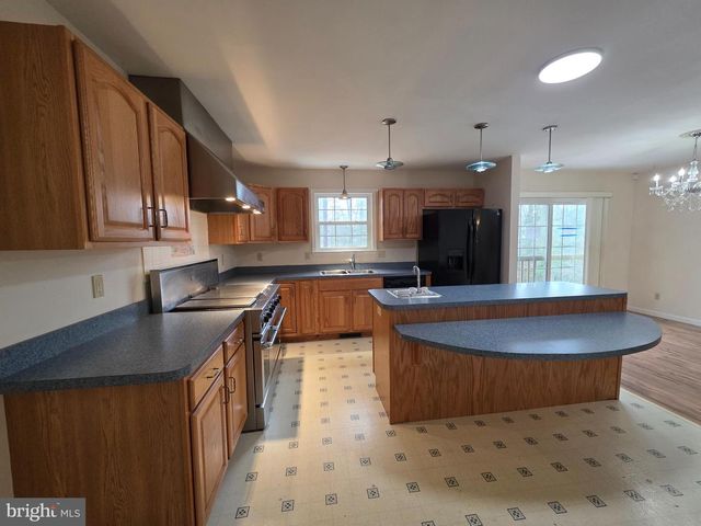 12106 LONG WOLF LN, Lusby, MD 20657