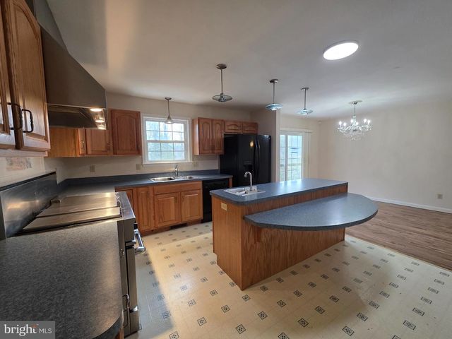 12106 LONG WOLF LN, Lusby, MD 20657