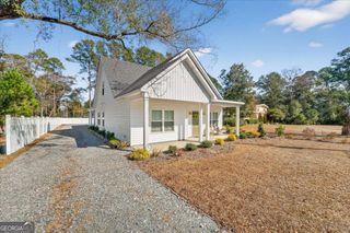 301 S Ash Street, Springfield, GA 31329