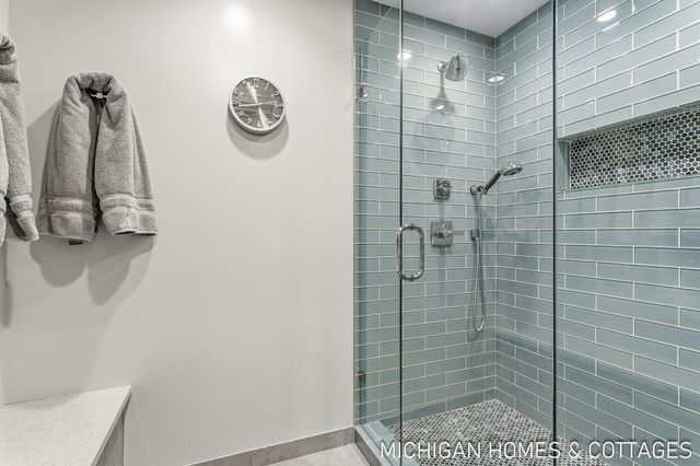 6700 Ratcliff Drive, Holland, MI 49423