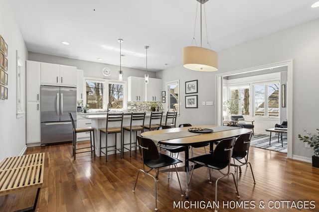 6700 Ratcliff Drive, Holland, MI 49423