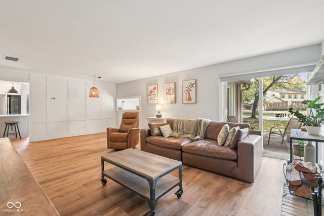 9052 Ripon Court, Indianapolis, IN 46268