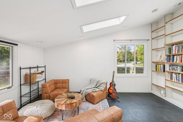 9052 Ripon Court, Indianapolis, IN 46268