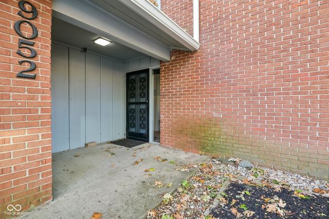 9052 Ripon Court, Indianapolis, IN 46268