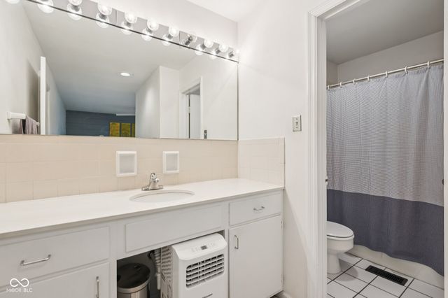 9052 Ripon Court, Indianapolis, IN 46268